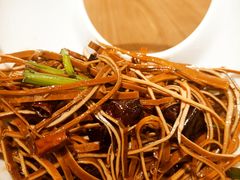 -有红鸡毛店·川菜(建设路店)