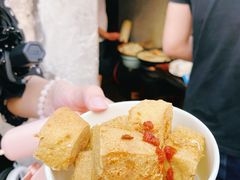 -仓桥直街臭豆腐