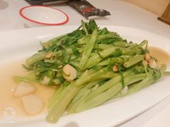 蒜泥空心菜-小厨师·二十年沈家门小海鲜(百井坊巷店)