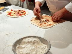 -城市大道红炉披萨烘焙坊