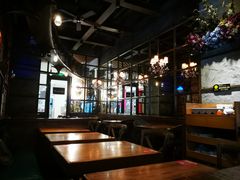 卡座-玛格萝妮(汇智国际商业中心店)