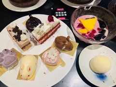 -蓝钻·国际美食海鲜自助百汇(西直门店)