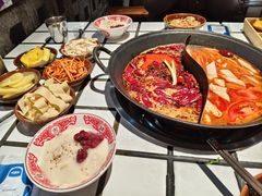 番茄鸳鸯锅-贰回巷火锅馆(钟楼店)