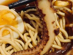 玻璃辣鱿鱼-無牌小范·香港明星美食