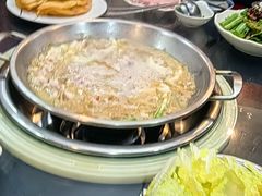 -老来福·非遗酸汤兔(凯旋路店)