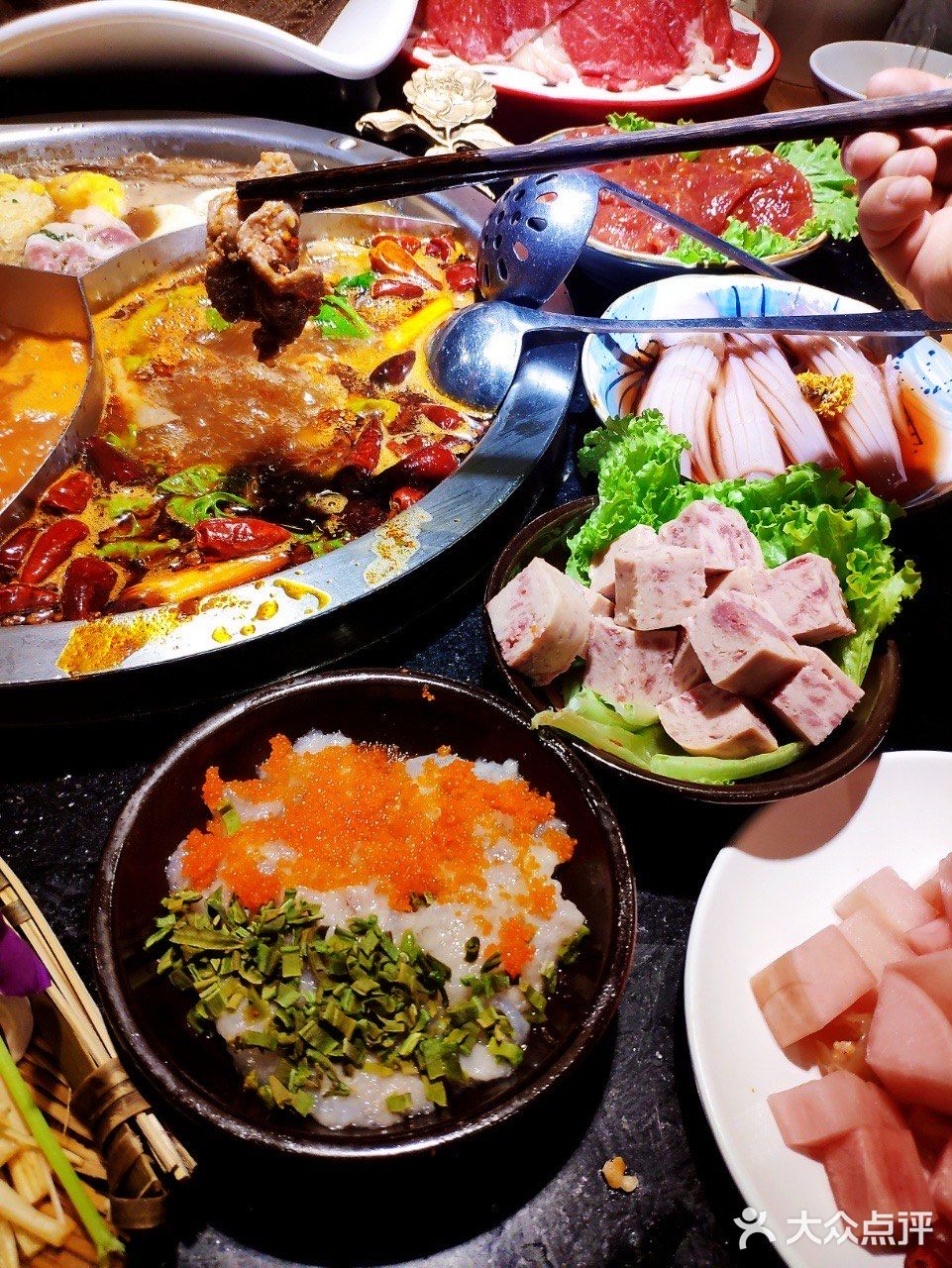 北京探店| 犹如置身在洪崖洞还有比脸都大的毛肚