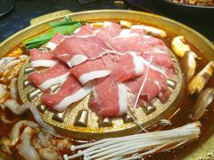 双层肥牛-猪啊牛呀羊啊铜盘烤肉(正大广场店)