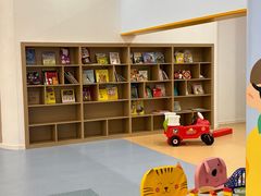 -戊辰亲子游泳俱乐部