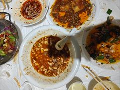 -华光驿站私房菜·黑金冠