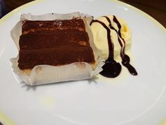 提拉米苏-萨莉亚意式餐厅(杭州滨江天街店)