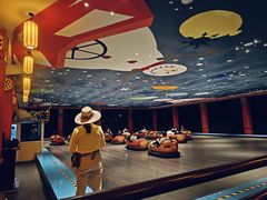 -七彩云南欢乐世界