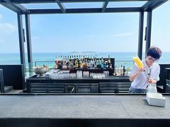 -瑰丽酒店·海吧·天际下午茶·现场DJ·天台酒吧