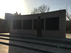 -华北军区烈士陵园