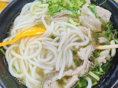 -张家羊肉汤粉小吃店