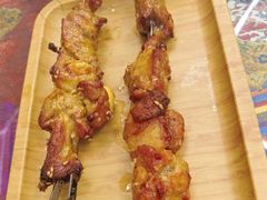 -乡村馕坑肉·烧烤·新疆菜·本地人更爱吃(阿勒泰首店)