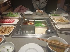 -海底捞火锅(金山百联店)