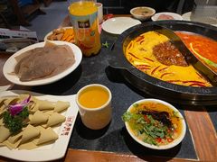 -周周有辣火锅馆(玖耀里店)