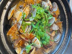 -蚝堡海鲜·威海菜·海肠捞饭·烧烤·亚洲吃蚝公司(幸福门店)