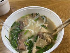 白汁牛杂粉-牛佬牛杂汤(金花直街店)