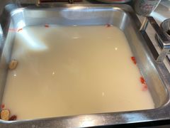 -尚尚仙·酸汤猪手·猪肚鸡火锅(华联万柳购物中心店)