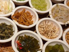 -包整·丝娃娃(一览甲秀楼风景店)