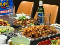 -曼听小寨海鲜烧烤·大连辣炒大王(盖州街店)