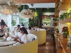 -周三的情书花园餐厅(江北店)