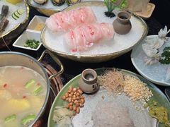 -得意咚瓜·顺德鱼生·冬瓜火锅(深圳首店)