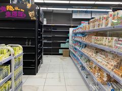 -家乐福(古北店)