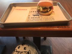 -FATBURGER 特富客汉堡(外交公寓店)