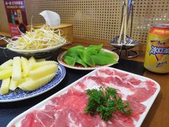 -沸炉重庆老火锅(军事博物馆店)