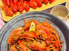 -肥肥虾庄·金牌油焖大虾(汉街SKP店)