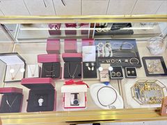 -六六奢品·vintage中古·回收二手奢侈品包包手表首饰(环球港店)