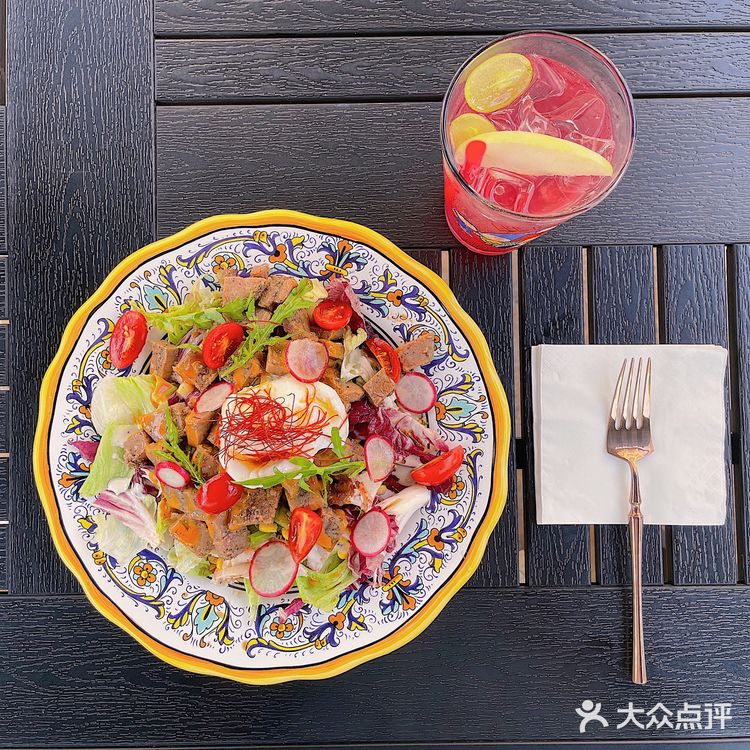 青岛咖啡馆｜这个周末的早午餐就在Hi live