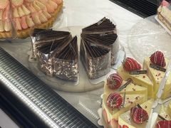 -黑草莓(重庆路店)