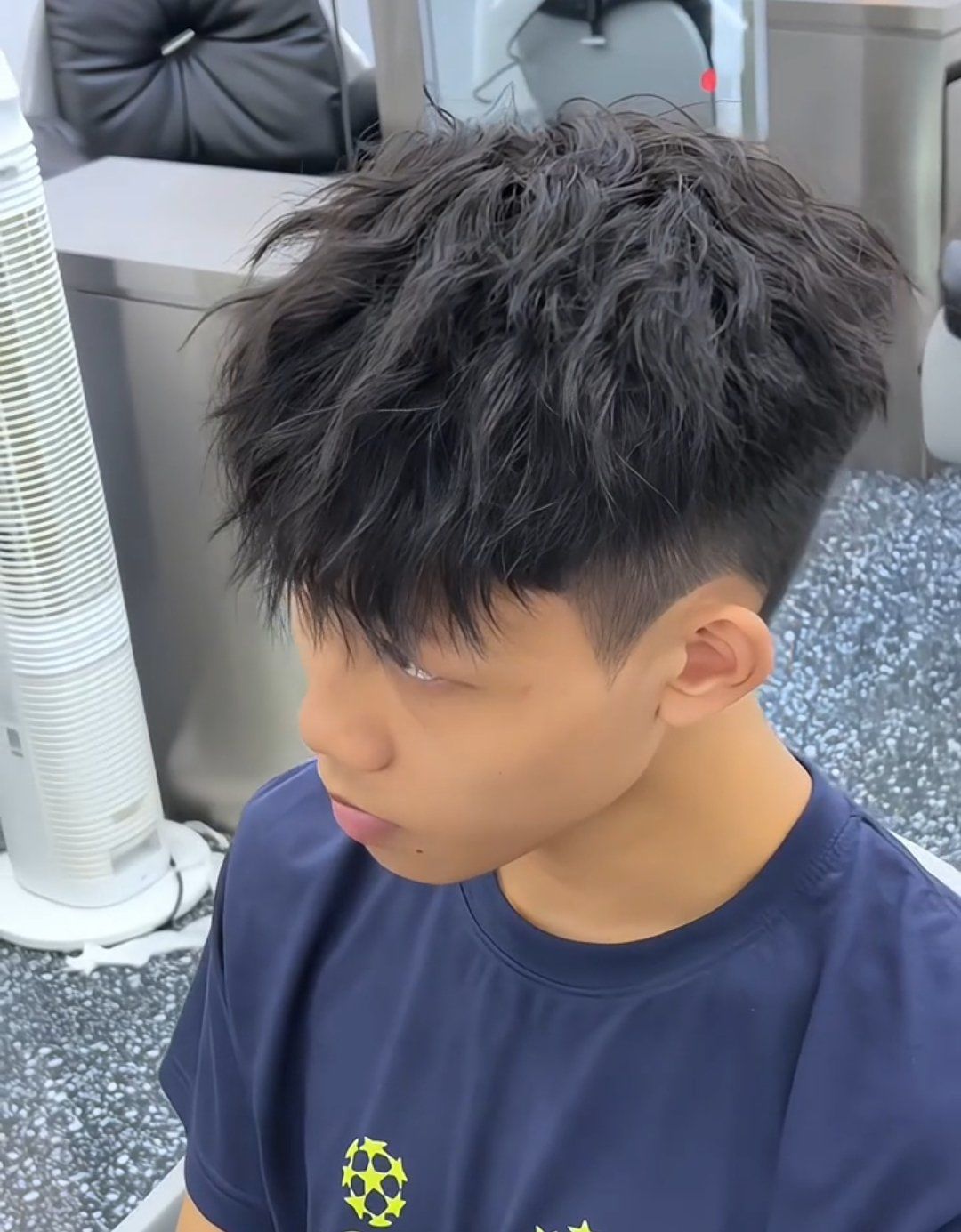 男孩潮流发型