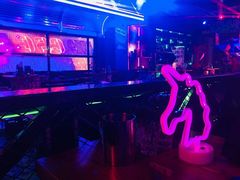 -UP嘻哈酒吧(粉巢店)