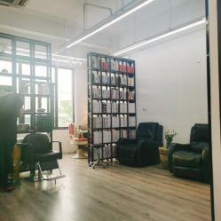 -塞巴斯汀SEBASTIAN专业美发店