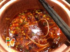 酸辣椒铜锅米线-都氏二当家(九方店)