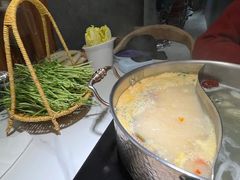 -椰子湾·海南火锅·糟粕醋·椰子鸡(正大广场店)