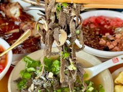 -大众跷脚牛肉馆·非遗传承单位(峨眉山店)