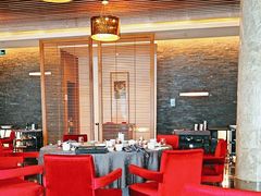 -粤尚腾香居中餐厅(首都机场希尔顿店)