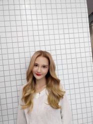 -ON STAR SALON