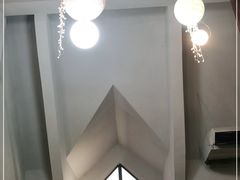 -梧桐树下(云锦世家店)