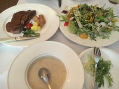 -成桂西餐厅·42年的味道(五大道疙瘩楼店)