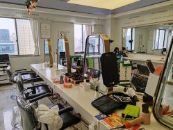 -镁连社·美联社