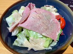 咸牛肉蔬菜沙拉-斗牛士牛排(南京东路店)