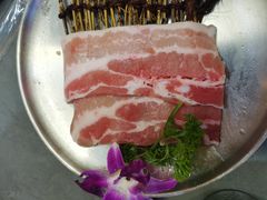 -围炉肉舍•炭烤活鳗•丹东海鲜烤肉(步行街店)
