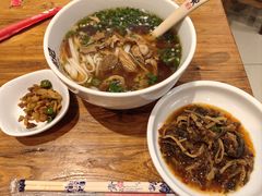 -湘人龙记老长沙米粉(鸟巢店)