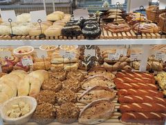 -焙丽拾光(麦凯乐直营店)
